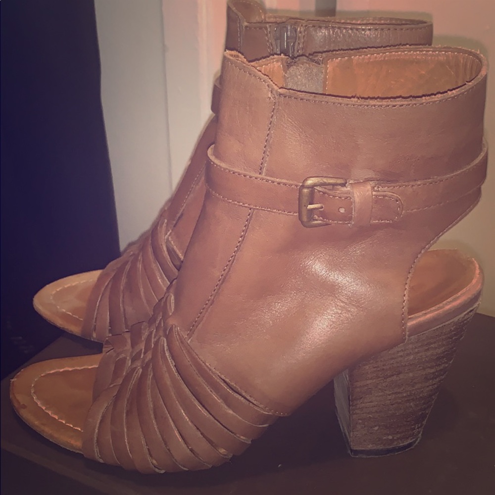 Italian Leather sandal heels